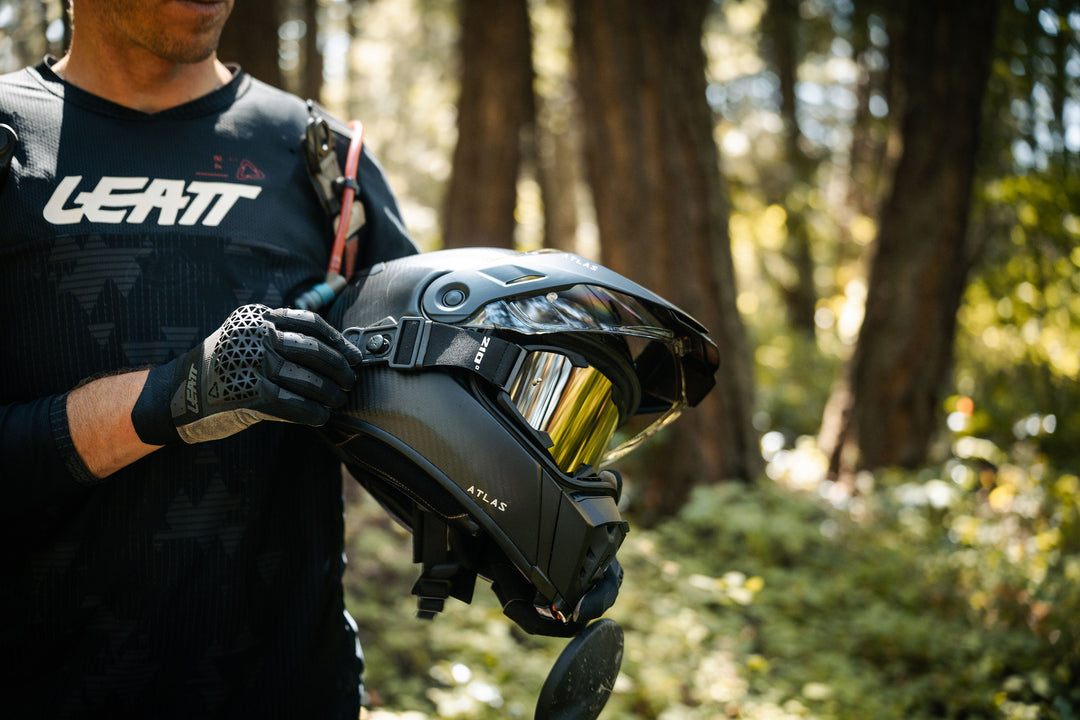 ckx helmets motorcycle Titan AMS EDL Carbon Helmet Matte Carbon / 2XL an integrated air management system CKX Mission Code Helmet, Matte